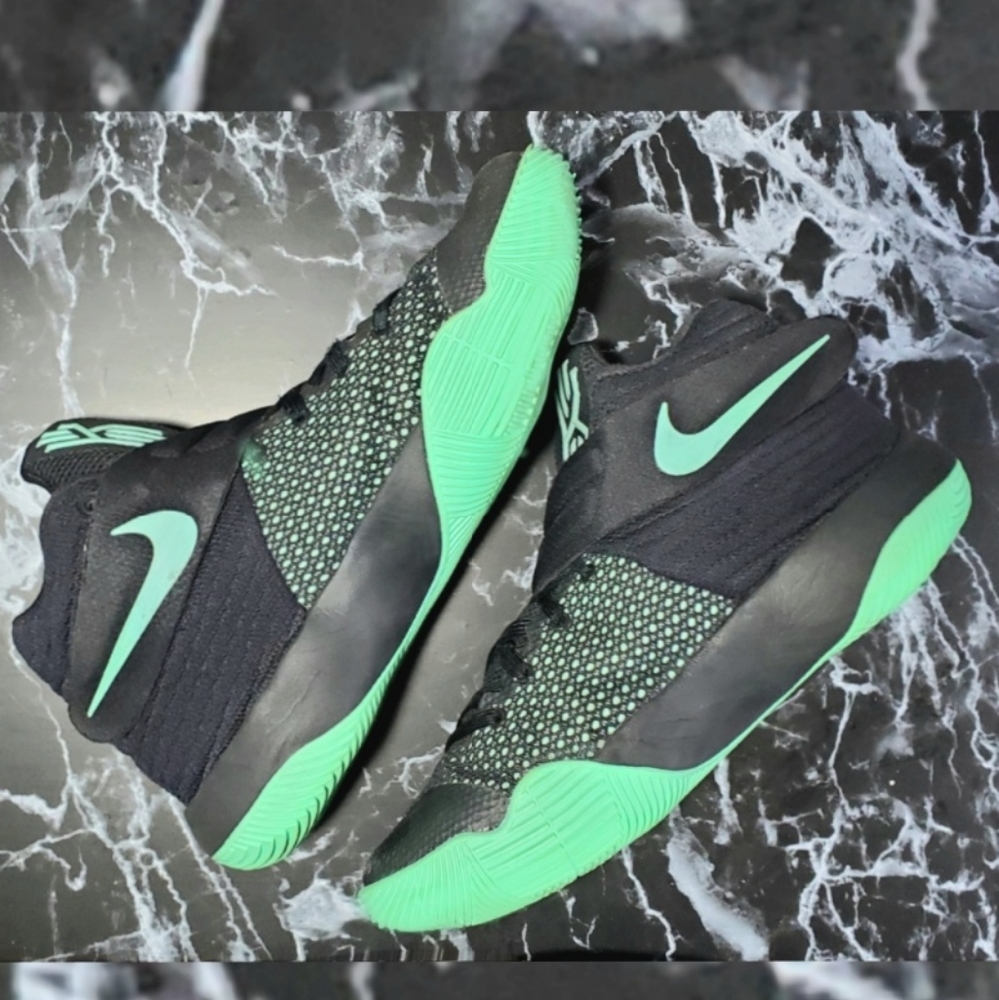Nike Kyrie 2 Black Green Glow